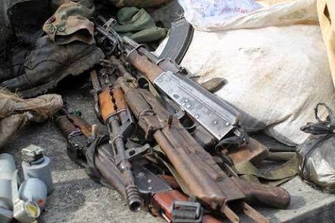 Sud-Kivu: 6 Maï-maï du groupe « Buhirwa » neutralisés par l’armée et plusieurs munitions récupérées dans la plaine de la Ruzizi