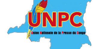 RDC : l’UNPC menace de retirer la carte de presse à tout journaliste « mercenaire politique »