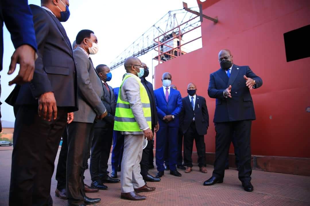 Un bateau de 50 tonnes, don de Félix Tshisekedi, bientôt en service pour relier les villes de Zongo et Bangui