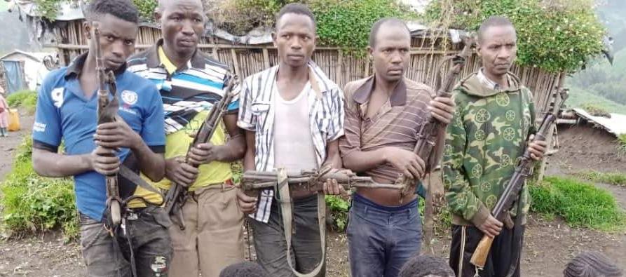 Sud-Kivu: Arrestation de 5 bandits avec 3 armes à Kamituga