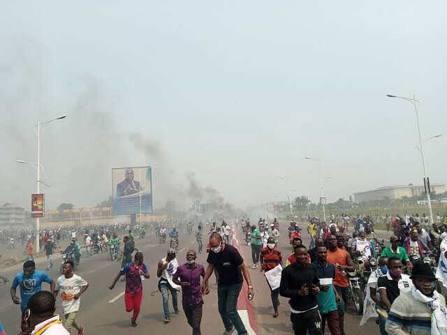 Kinshasa : La police étouffe la marche de l’opposition