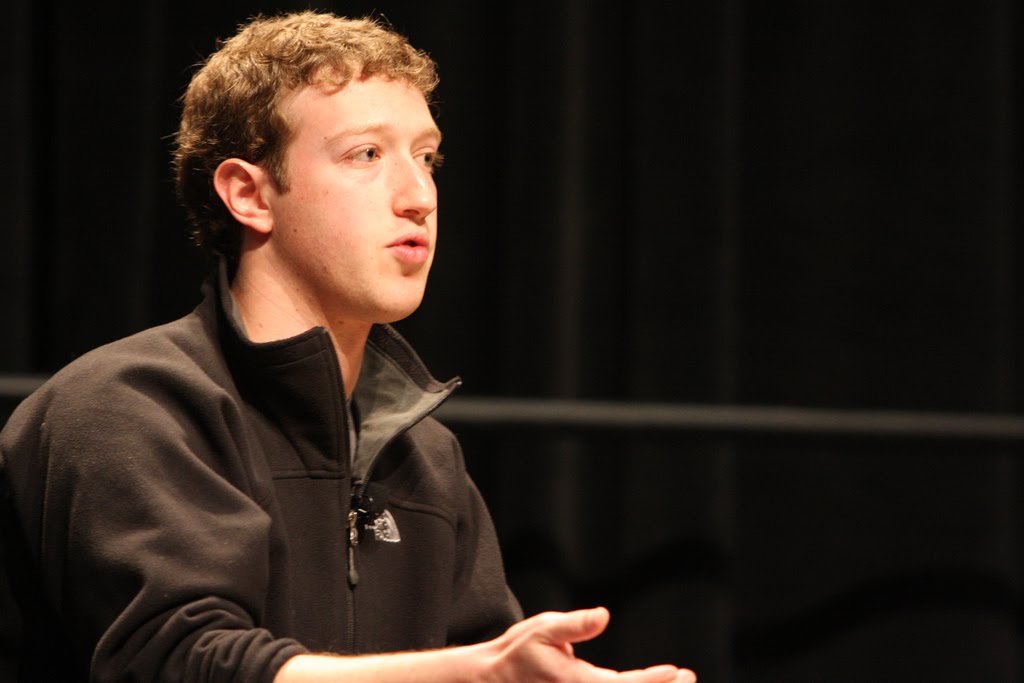 Mark Zuckerberg accuse les médias de relayer des fake news à propos de Facebook