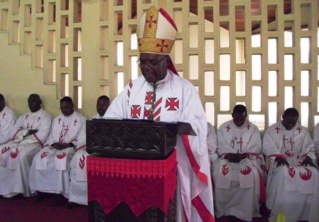 Mon Seigneur  Edouard Kisonga désormais Evêque Auxiliaire Émérite 