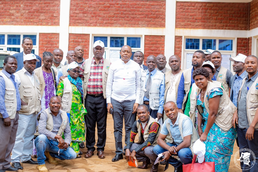 Sud-Kivu : Denis KADIMA en séance de travail avec les agents et cadres de la CENI