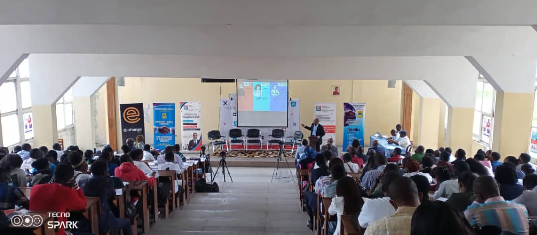 RDC : Les étudiants de l’UCC outillés sur l’entrepreneuriat et le management des projets