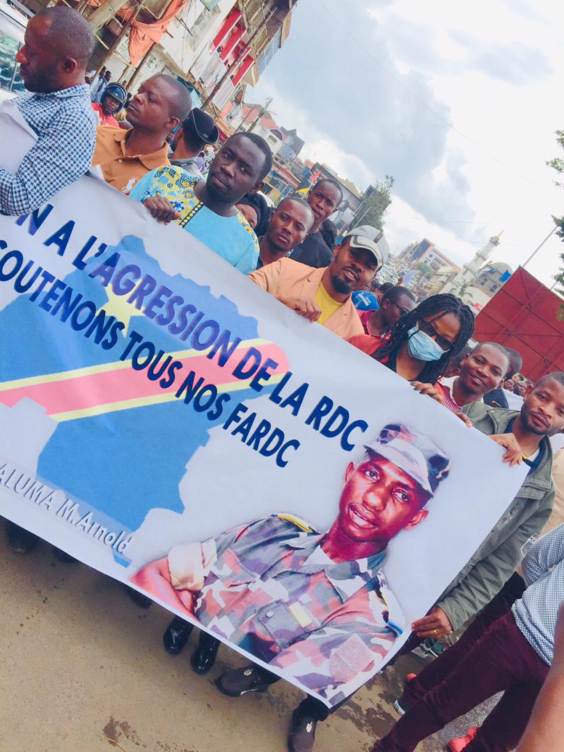 Sud-Kivu-Manifestation de soutien aux FARDC : la rupture totale des relations diplomatiques entre la RDC et le Rwanda exigée par les manifestants