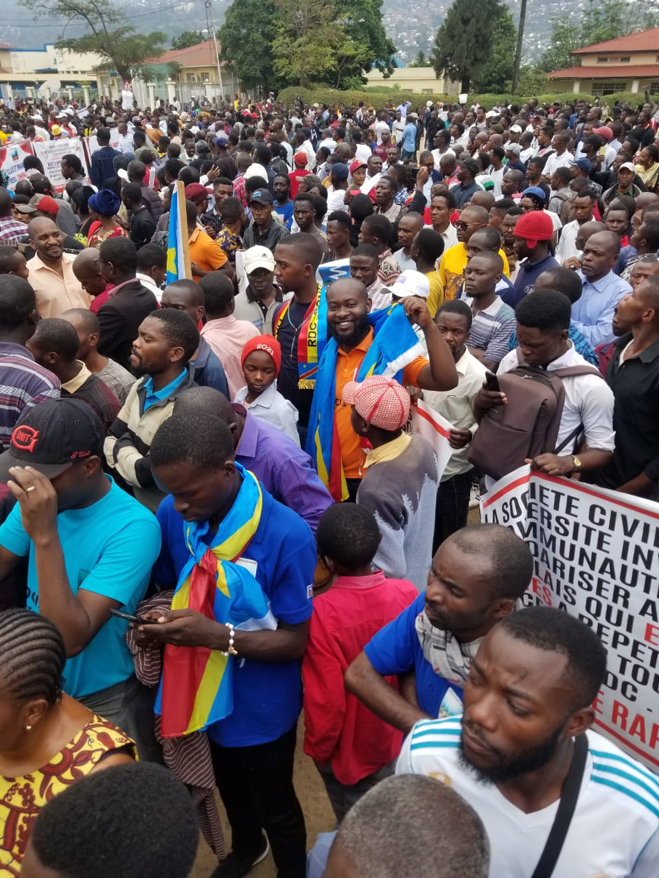 Sud-Kivu: Mobilisation totale de la population, « fermeture des frontières congolaises avec les pays agresseurs exigée »