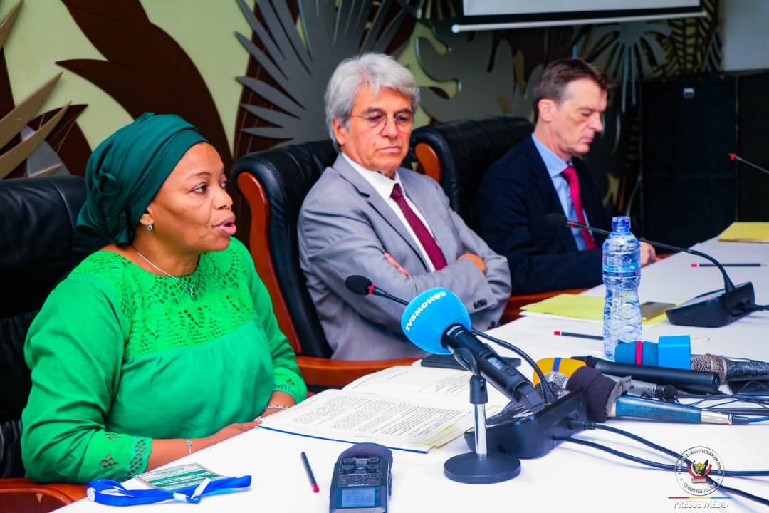 Discours du Vice-premier ministre, ministre de l’Environnement et Développement Durable, Eve Bazaïba lors du lancement officiel du Programme de Gestion Durable des Forêts (PGDF) ( intégralité)