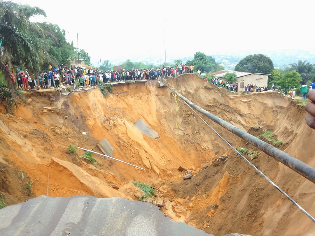 Pluies diluviennes : Gentiny Ngobila présente ses condoléances aux familles et rappelle à l’ordre