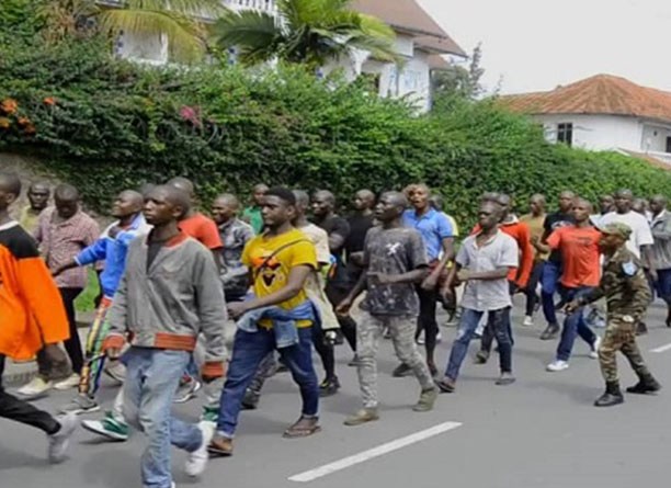 Nord-Kivu : 1100 autres jeunes intègrent l’armée à Beni à l’appel de Félix Tshisekedi