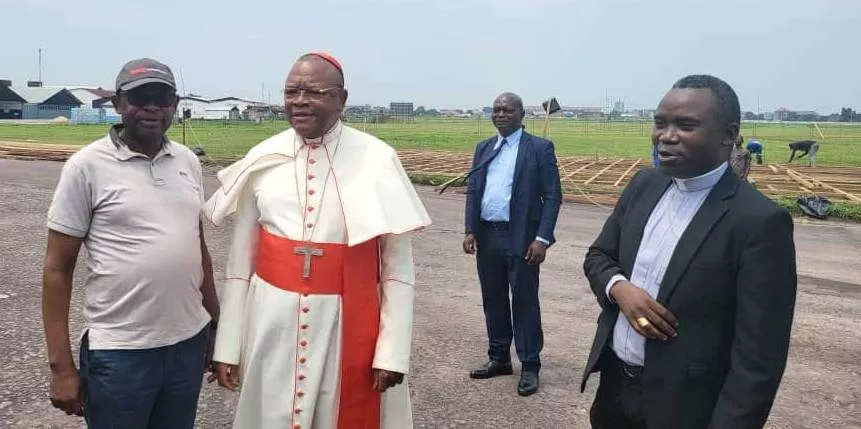Visite du Pape François : Fridolin Cardinal Ambongo rassuré de l’avancement des travaux sur le site de la messe papale à Ndolo Aéro