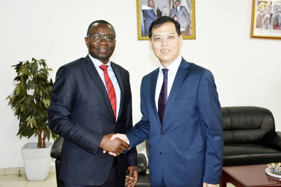 Le Gouvernement chinois promet d’accompagner la RDC dans l’installation de l’usine de fabrication des précurseurs des batteries électriques