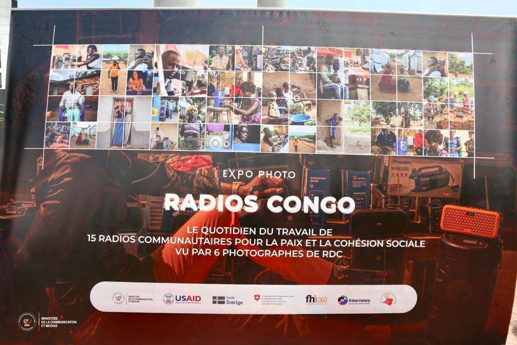 Patrick Muyaya célèbre la journée mondiale de la Radio avec les Radios de Proximité