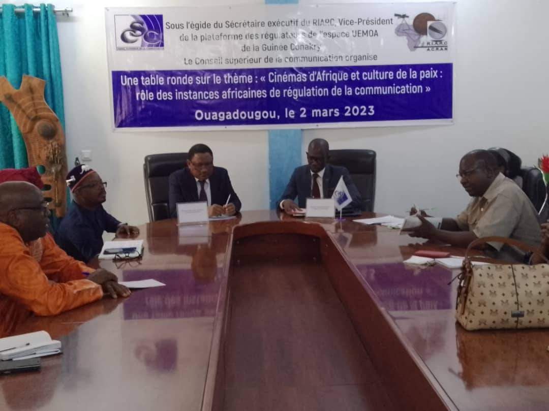 Burkina-Faso : L’Unalfa présente la contribution des médias en matière sécuritaire à la table ronde du CSC et du RIARC
