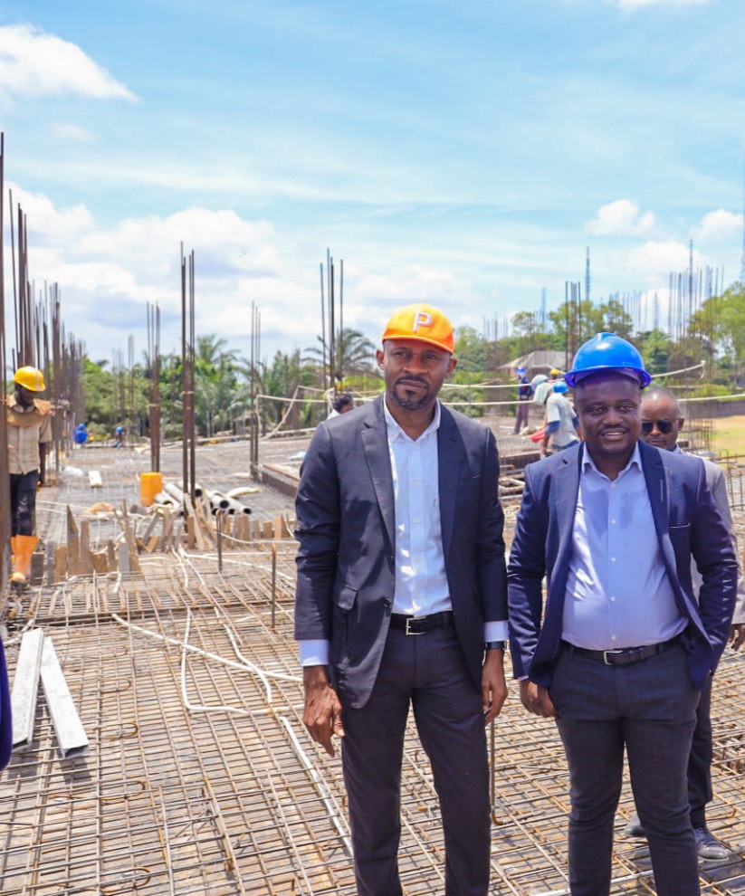 Patrick Muyaya et Muhindo Nzangi inspectent les travaux de modernisation de l’UPN et l’UNIKIN