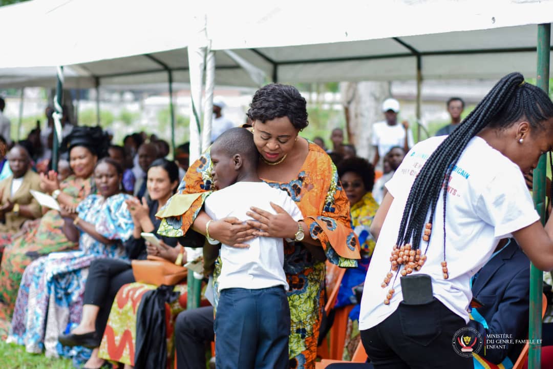 RDC-Journée de l’enfant africain : le SG du genre, famille et enfant, Esther Kamwanya procède au lancement de la quinzaine d’activisme des droits de l’enfant