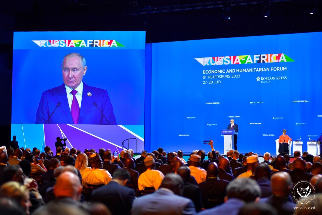 Forum Russie-Afrique: Vladimir Poutine se dit prêt à aider l’Afrique dans plusieurs domaines