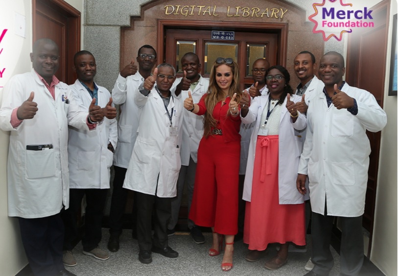 Journée mondiale du cœur: En collaboration avec les premières dames d’Afrique, la Fondation Merck offre plus de 750 bourses à des jeunes médecins