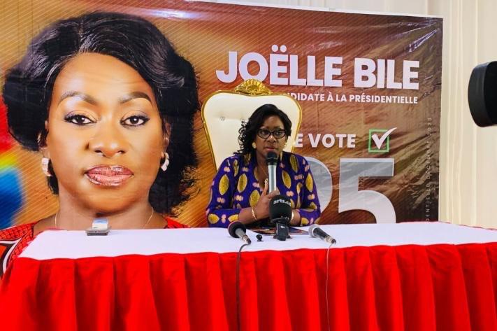 A 5 jours des élections, Joëlle Bile candidate présidente de la république se retire de la course après avoir essayé