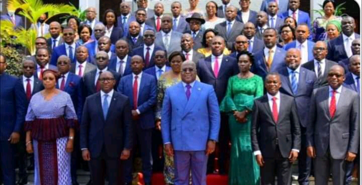 RDC: Les membres du gouvernement sitôt démissionnés, sitôt retournés à leurs postes