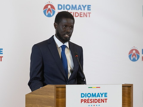 Présidentielle au Sénégal : Bassirou Diomaye Faye en position de force, Amadou Ba prêt pour un duel au second tour