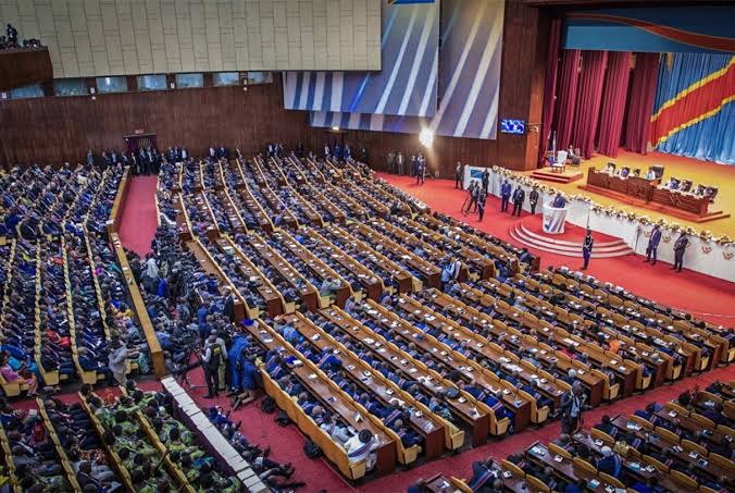 Bureau définitif de l'Assemblée nationale : Le choix du présidium fragilise la famille politique de Félix Tshisekedi