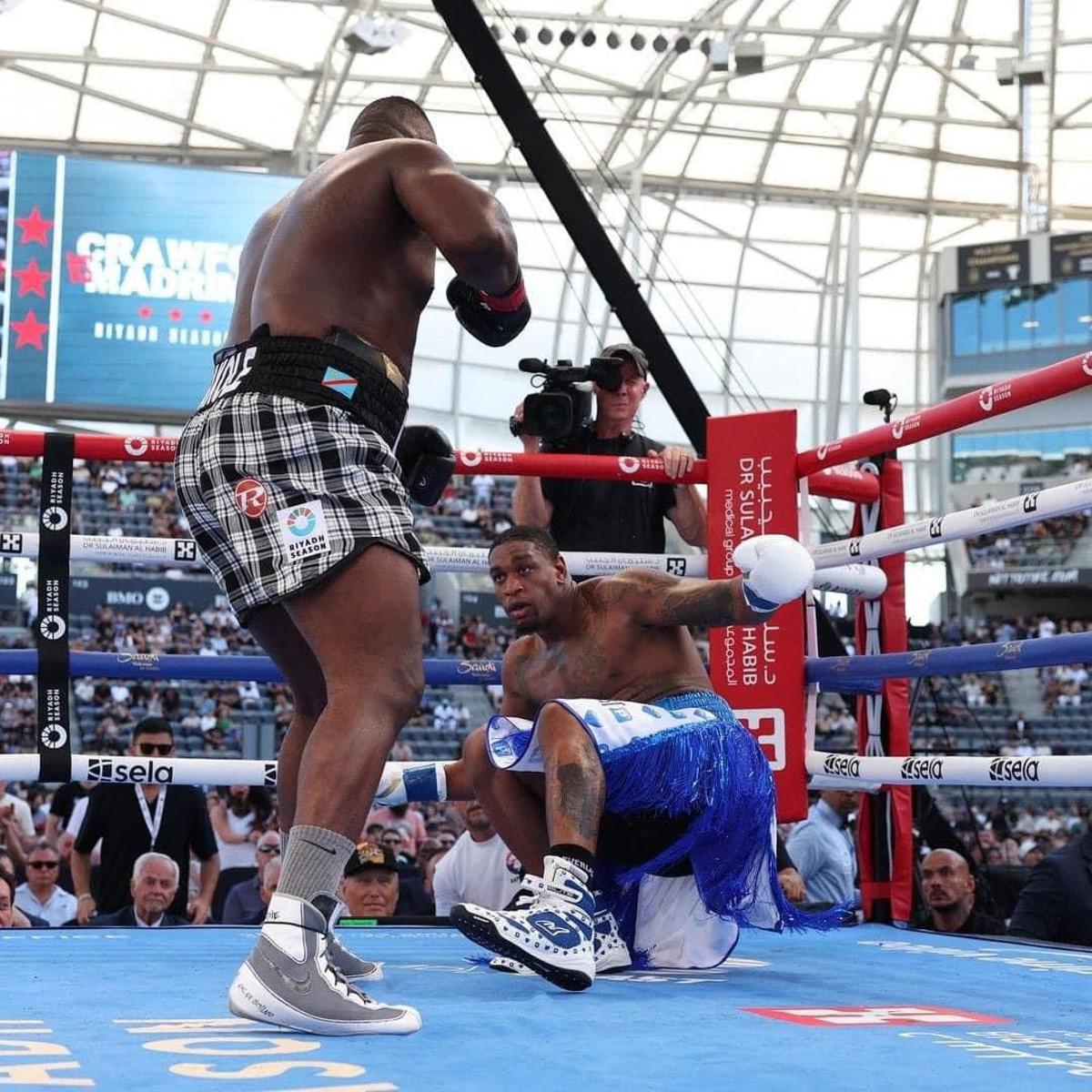 Victoire écrasante pour le boxeur congolais Martin Bakole face à l’Américain Jared Anderson